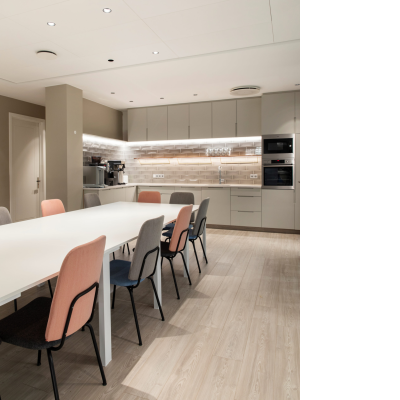 Lýsing á skrifstofu rótgróins fyrirtækis í Vestmannaeyjum