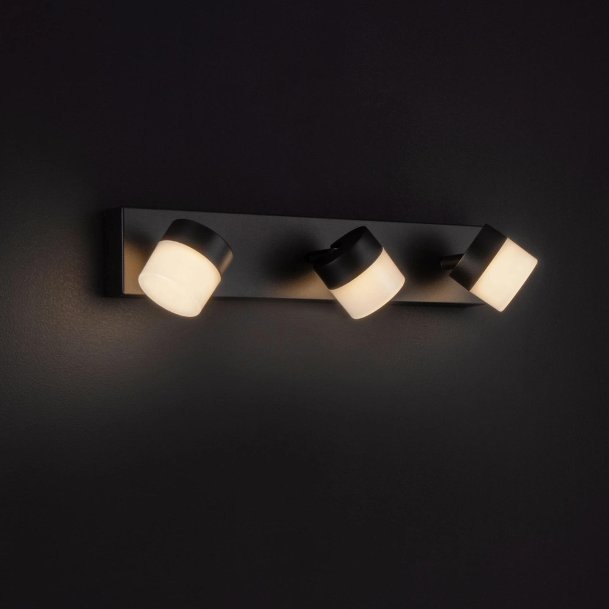 TEKO vegglj. 3L 385mm LED 17W 1385lm 3K IP44 svart - Image 3