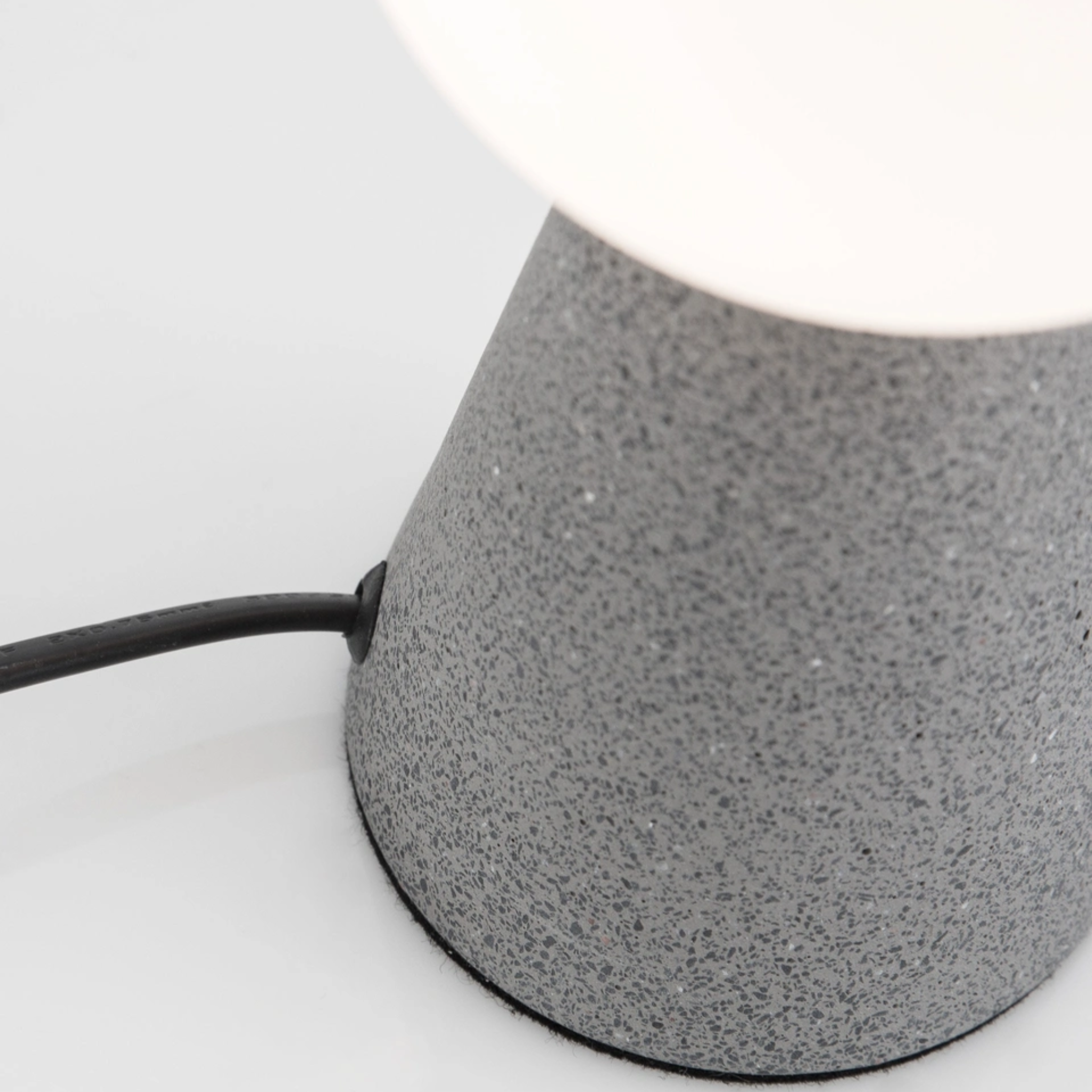 ZERO borðlampi G9 1x5W grár/opal - Image 3
