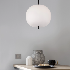 LATO hangandi LED 1x23W E27 D:30 svart og opal kúla - Image 3